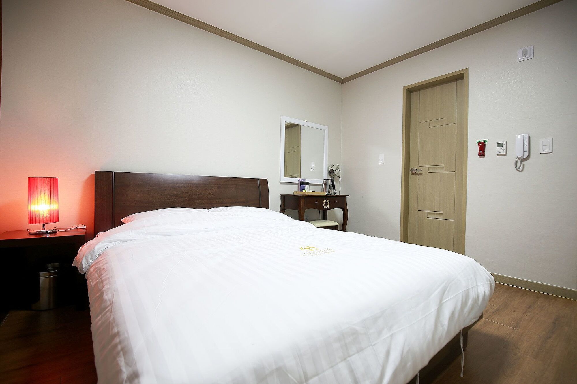 Crystal Residence Hotel دايجون المظهر الخارجي الصورة